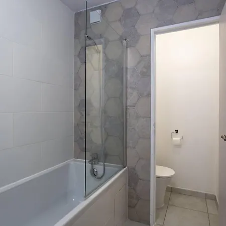 Maxbnb - T2 48m2 - Terrasse 30m2 - Wifi Fibre
